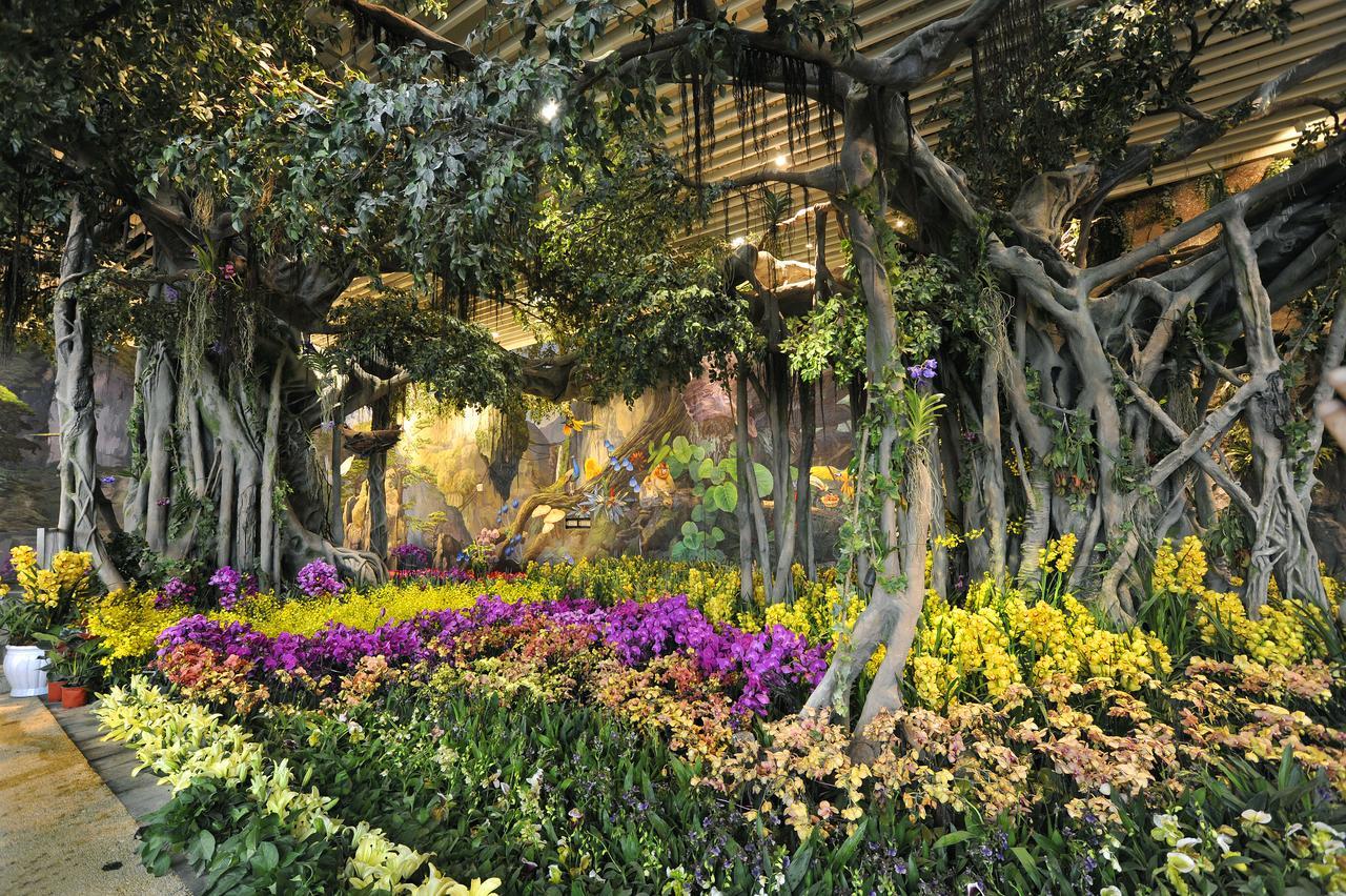Howard Johnson Flower City Hotel كونمينغ المظهر الخارجي الصورة