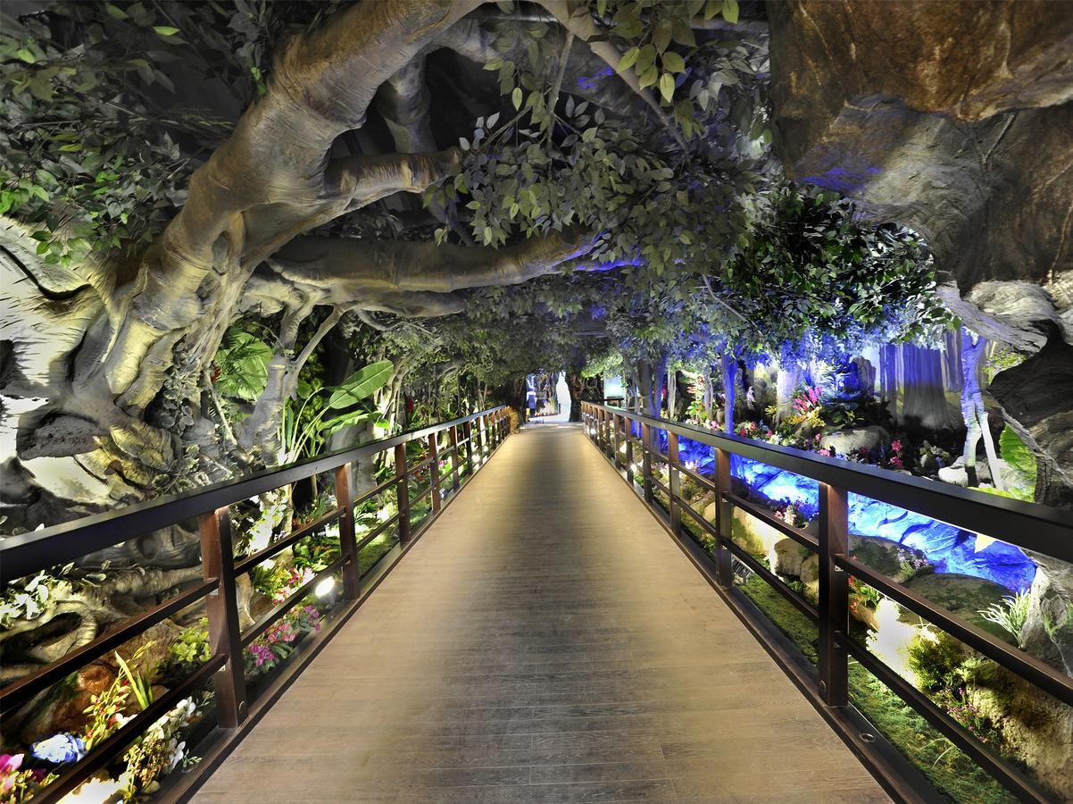 Howard Johnson Flower City Hotel كونمينغ المظهر الخارجي الصورة