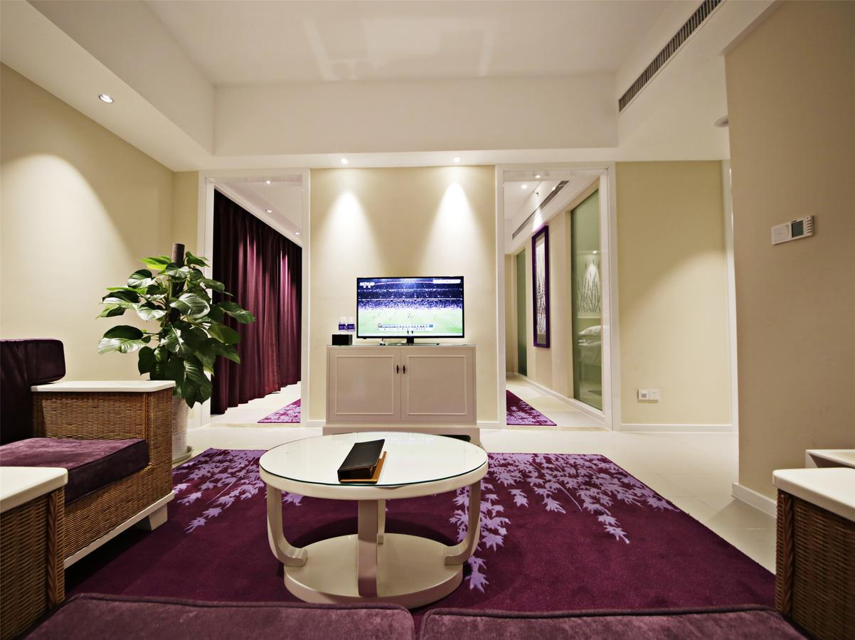 Howard Johnson Flower City Hotel كونمينغ المظهر الخارجي الصورة
