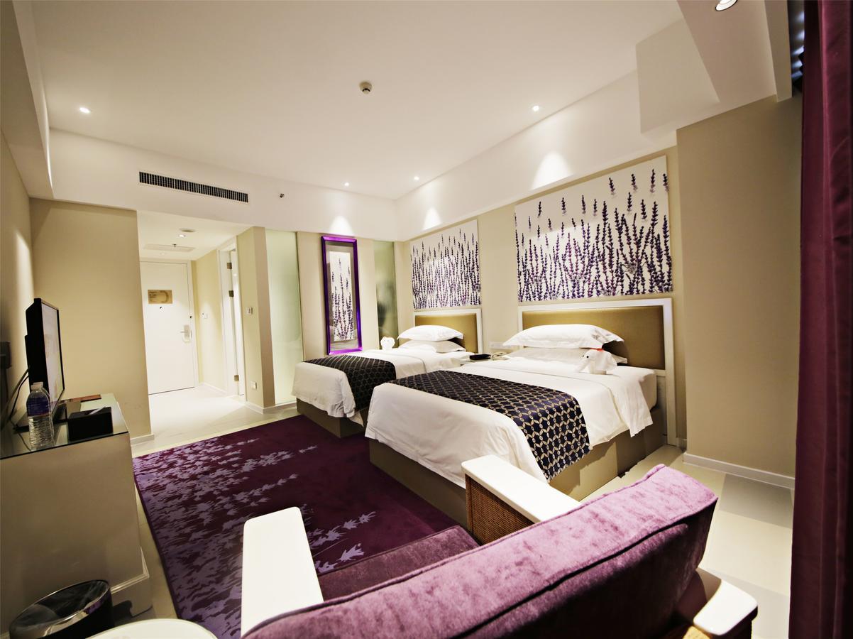 Howard Johnson Flower City Hotel كونمينغ المظهر الخارجي الصورة