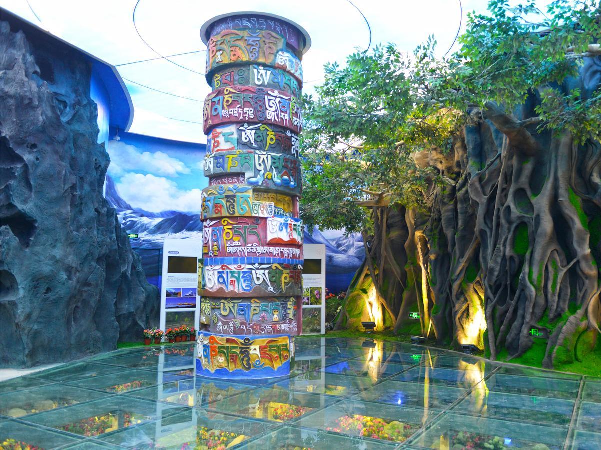 Howard Johnson Flower City Hotel كونمينغ المظهر الخارجي الصورة